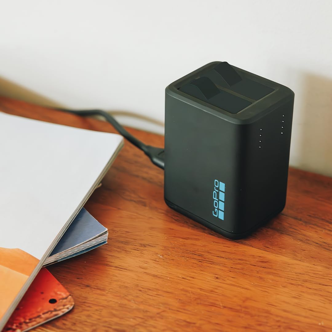 GoPro Dual Battery Charger + 2 Enduro Rechargeable Batteries (HERO13 Black) - Accesorio Oficial