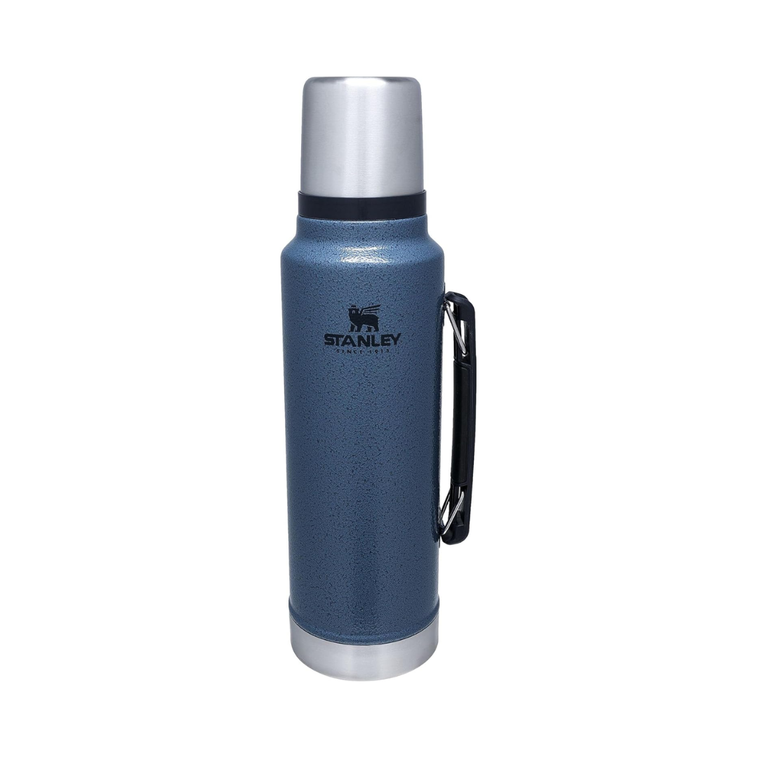 Stanley Classic Legendary Botella Térmica 48 oz (1.4 L) – Termo Acero Inoxidable con Taza 8 oz | Doble Aislación al Vacío | 48 h Frío / 40 h Caliente