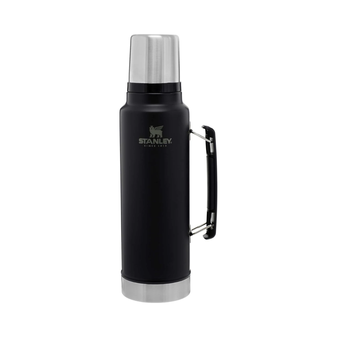 Stanley Classic Legendary Botella Térmica 48 oz (1.4 L) – Termo Acero Inoxidable con Taza 8 oz | Doble Aislación al Vacío | 48 h Frío / 40 h Caliente