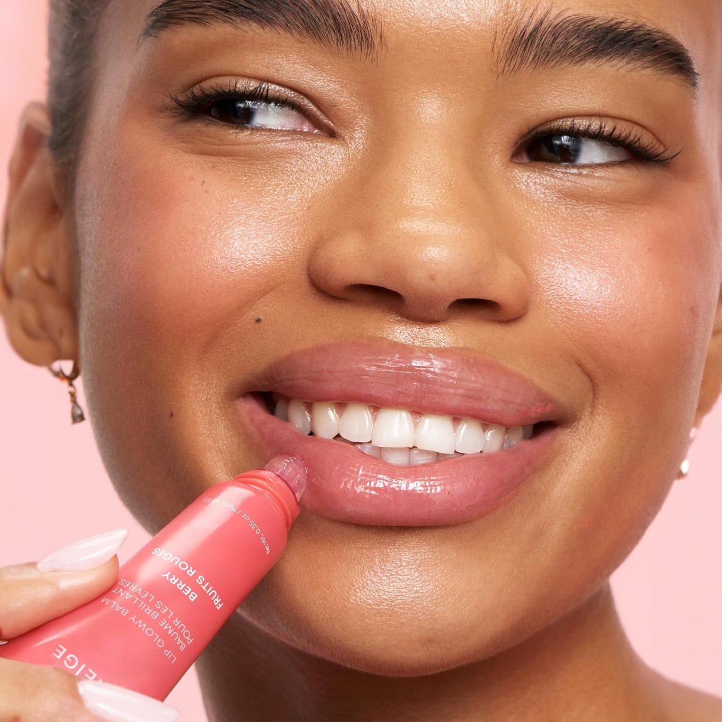 Lip Glowy Balm | Bálsamo Labial con Color Translúcido – Manteca de Murumuru + Karité | Hidratación, Brillo Natural y Labios Suaves | Tamaño de Bolsillo