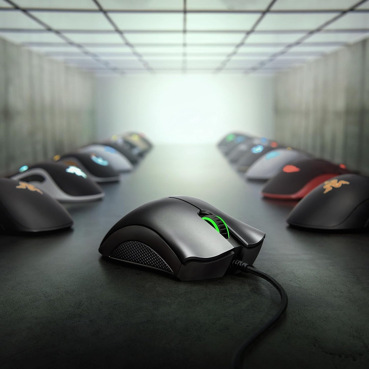 Razer DeathAdder Essential – Mouse Gamer con Sensor Óptico de 6400 DPI – Negro Clásico