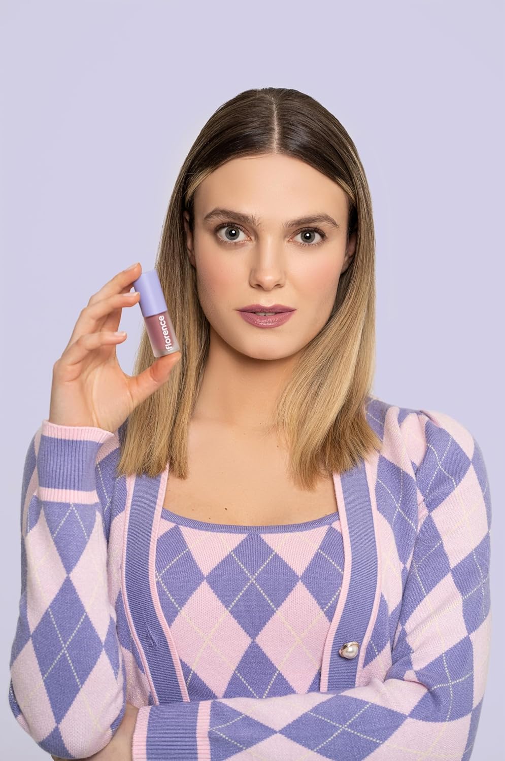Florence by Mills Be a VIP Velvet Liquid Lipstick | Labial Líquido Nude Killing It – Acabado Aterciopelado, Hidratante y Larga Duración – 3.8 g