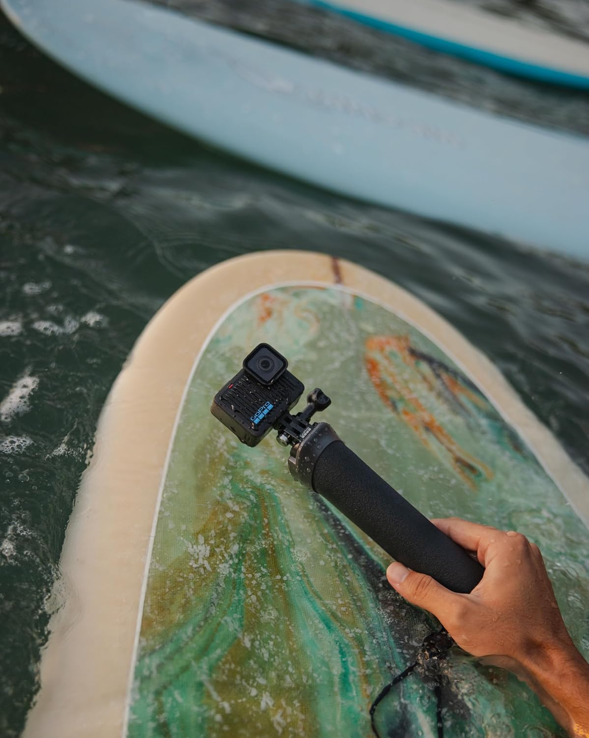 GoPro Hero – Cámara de acción compacta e impermeable con video 4K Ultra HD y fotos de 12MP