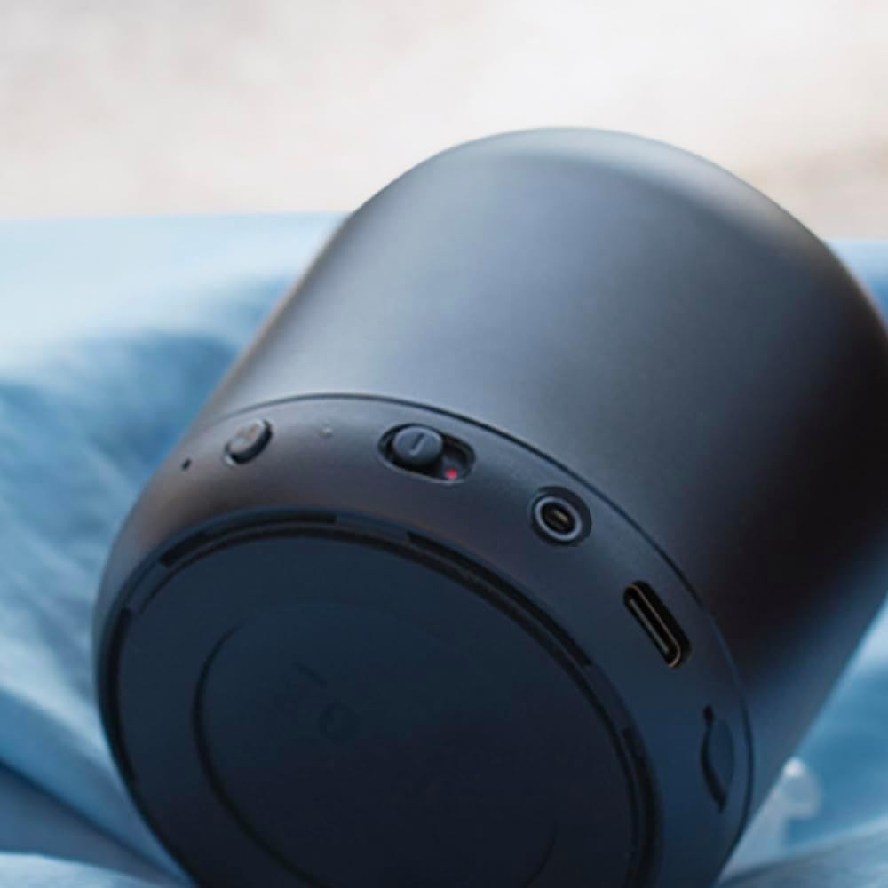 Soundcore Mini – Altavoz Bluetooth súper portátil con Radio FM, 15 h de reproducción, alcance 20 m/66 ft, graves mejorados, micrófono con cancelación de ruido (5 W)