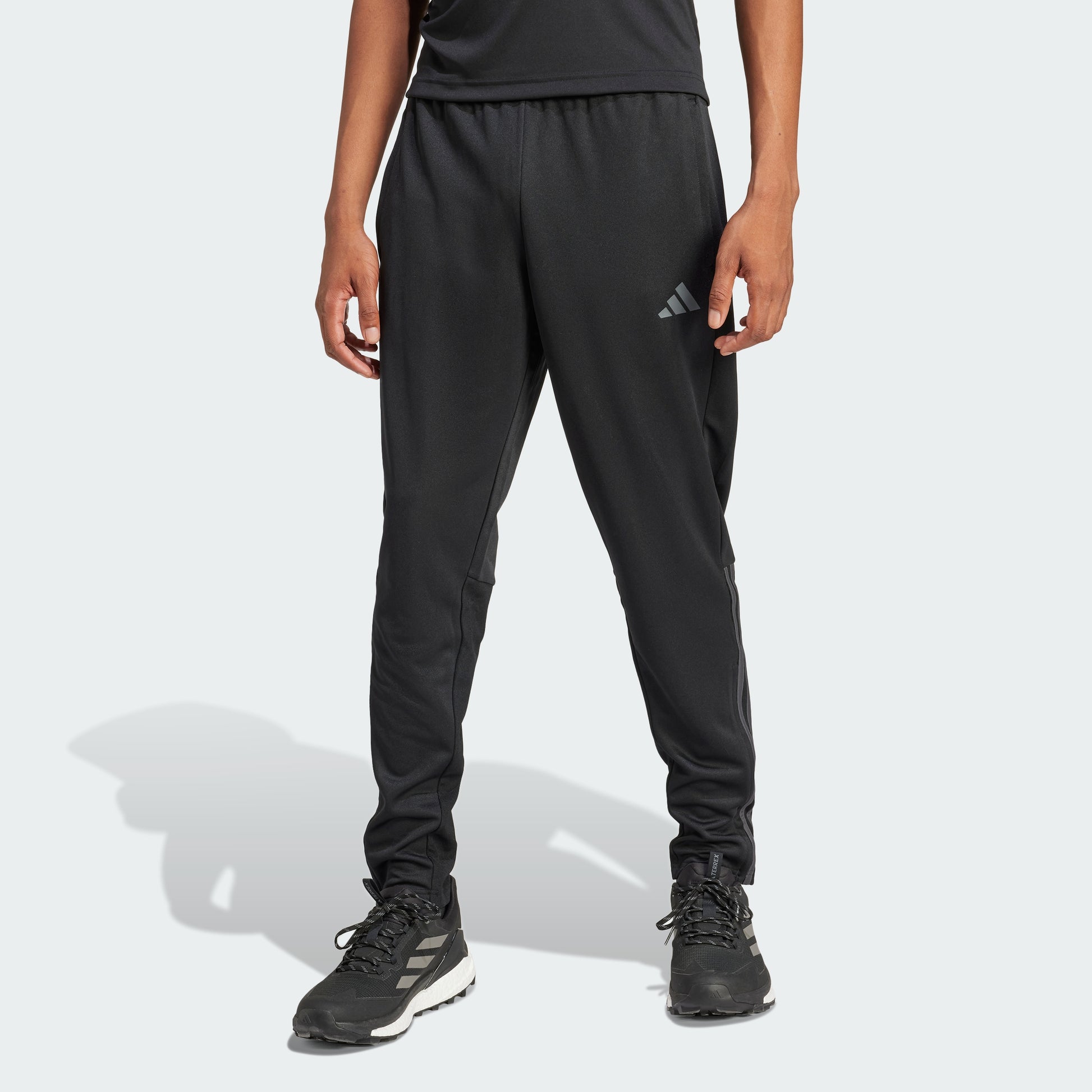 Pantalón Adidas Hombre Sereno AEROREADY Corte Cónico Ajustado 3 Rayas