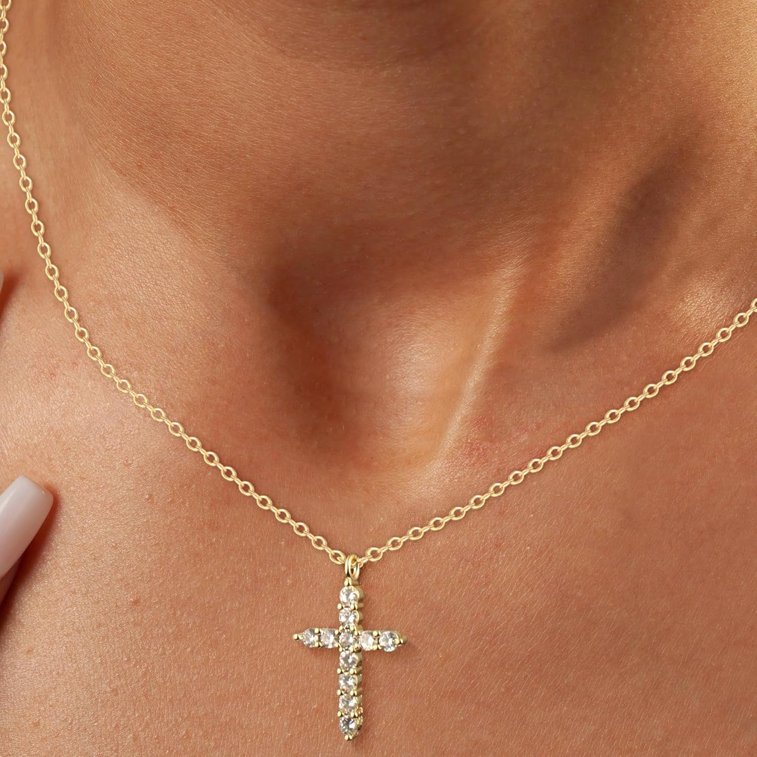 Collar Doble Cruz para Mujer – Choker con Dije de Cruz, Baño de Oro 14K / Plata Esterlina, Collar en Capas de Moda Elegante