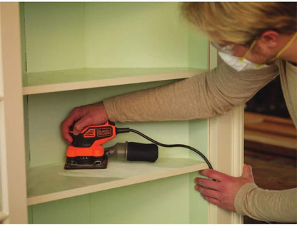 BLACK+DECKER Lijadora Orbital 1/4 Hoja, 2.0 Amperios, 16,000 OPM, Interruptor Paddle, Bolsa de Polvo de Alto Rendimiento (BDEQS300)