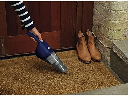 Aspiradora de Mano Inalámbrica BLACK+DECKER Dustbuster QuickClean, Compacta con Batería de Litio 2Ah, Base de Pared, Cepillo y Boquilla – Azul Cobalto 