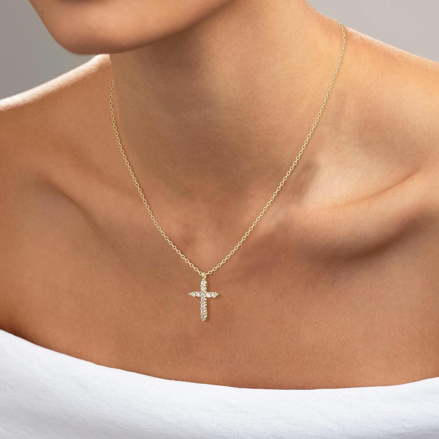 Collar Doble Cruz para Mujer – Choker con Dije de Cruz, Baño de Oro 14K / Plata Esterlina, Collar en Capas de Moda Elegante