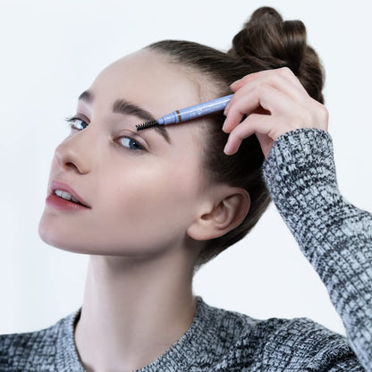 Florence by Mills Tint N Tame Eyebrow Pencil Dark Brown | Lápiz de Cejas con Punta Angular y Cepillo Spoolie – Vegano & Cruelty Free – 0.25 g