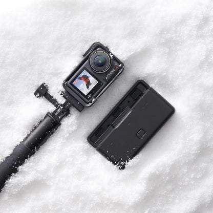 DJI Osmo Action 4 Adventure Combo – Cámara de acción 4K ultra versátil con sensor de 1/1.3", colores cinematográficos y autonomía extrema