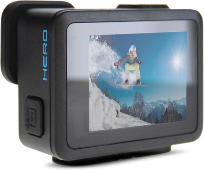 GoPro Hero Compact Waterproof Action Camera con 4K, fotos 12MP, estabilización + tarjeta 128GB, lector de tarjetas y kit de 50 accesorios – Bundle completo