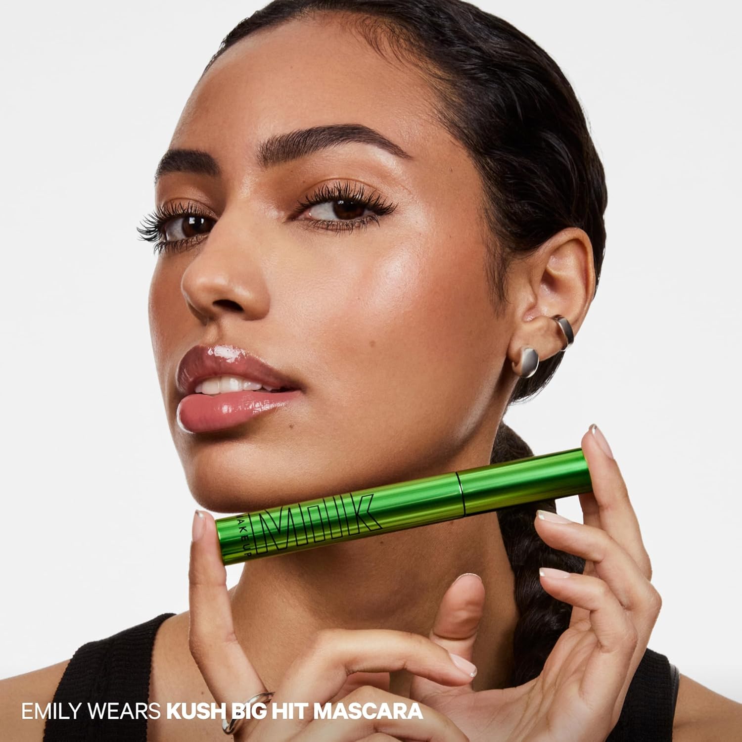 Milk Makeup KUSH Big Hit Volumizing Mascara | Máscara de Pestañas Voluminizadora Máxima | Sin Grumos, Resistente al Desprendimiento – Vegana y Cruelty-Free