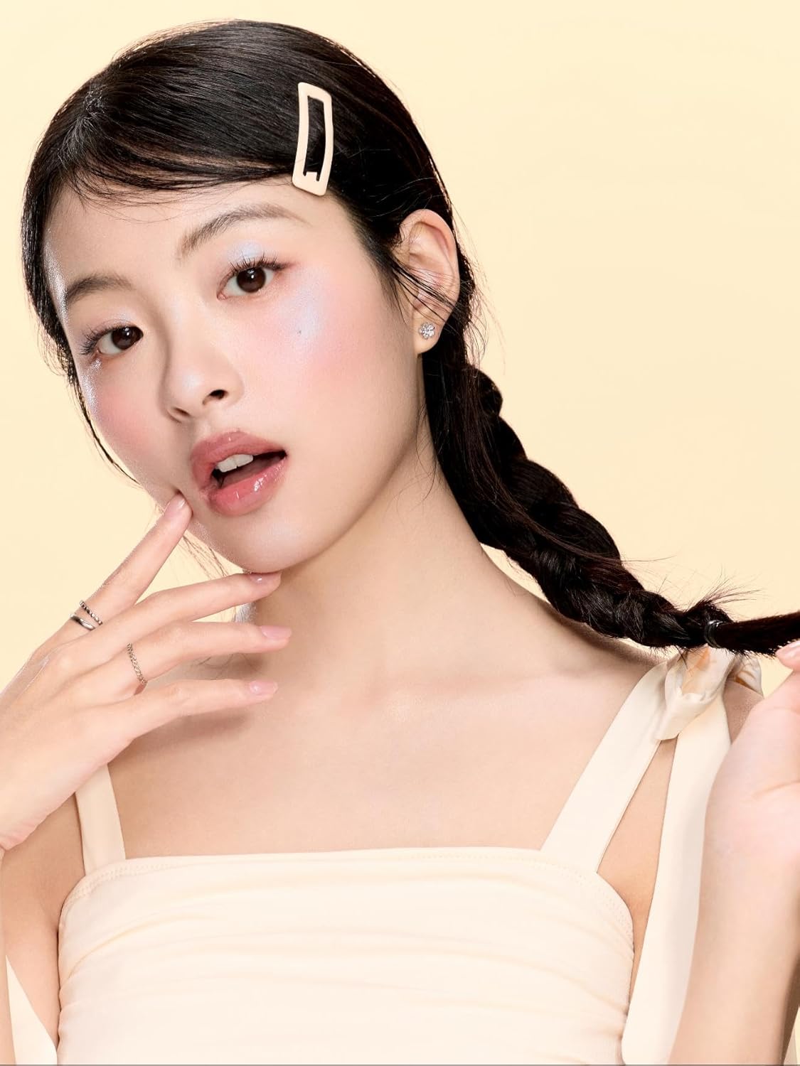 Iluminador facial Lunar Glow  | Con purpurina multicromática | Iluminador para ojos y rostro | Cremoso sedoso | Color: Neutro Stars