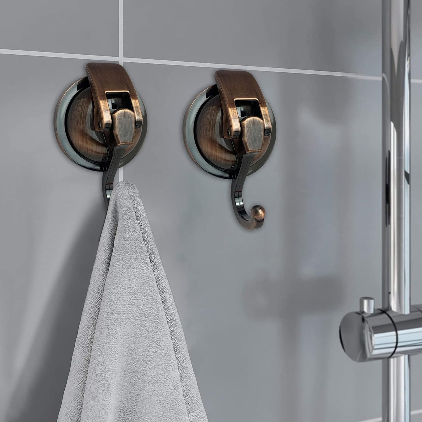 Ganchos de ducha de succión al vacío resistentes | Ventosa de vidrio | Paquete de 2 | Color: latón antiguo