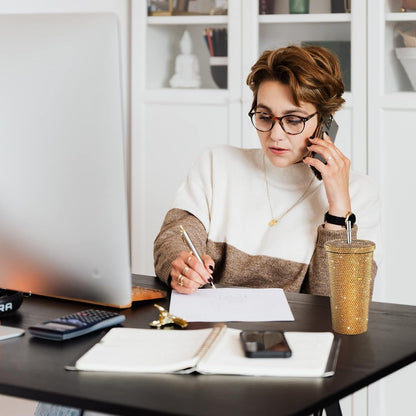 Vaso térmico con diamantes de imitación con tapa | 500 ml | Aislado de acero inoxidable con diamantes de imitación de primera calidad | Color: Dorado