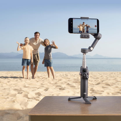 DJI Osmo Mobile 7P Estabilizador Gimbal para Smartphone – 3 Ejes, Seguimiento Inteligente, Luz Integrada, Micrófono Compatible, Palo Extensible y Trípode