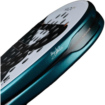 Pala de pádel HACK 04 2025 Paquito Navarro | Pala Padel Profesional en Forma Diamante | TriCarbon 3D & MultiEva Core | Aerodinámica Canal Total y Estabilidad TriCore| Potencia y Control de