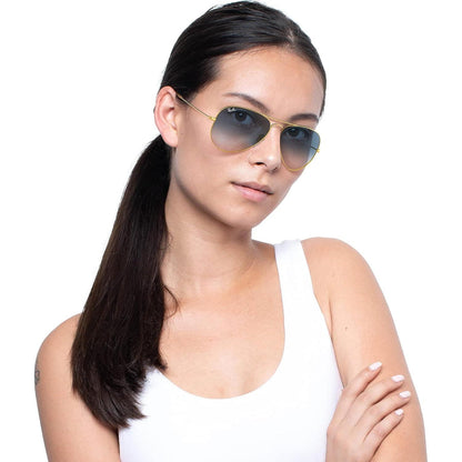 Ray-Ban RB3025 Classic Aviator – Gafas de Sol Unisex 62 mm Gold / Clear Gradient Blue