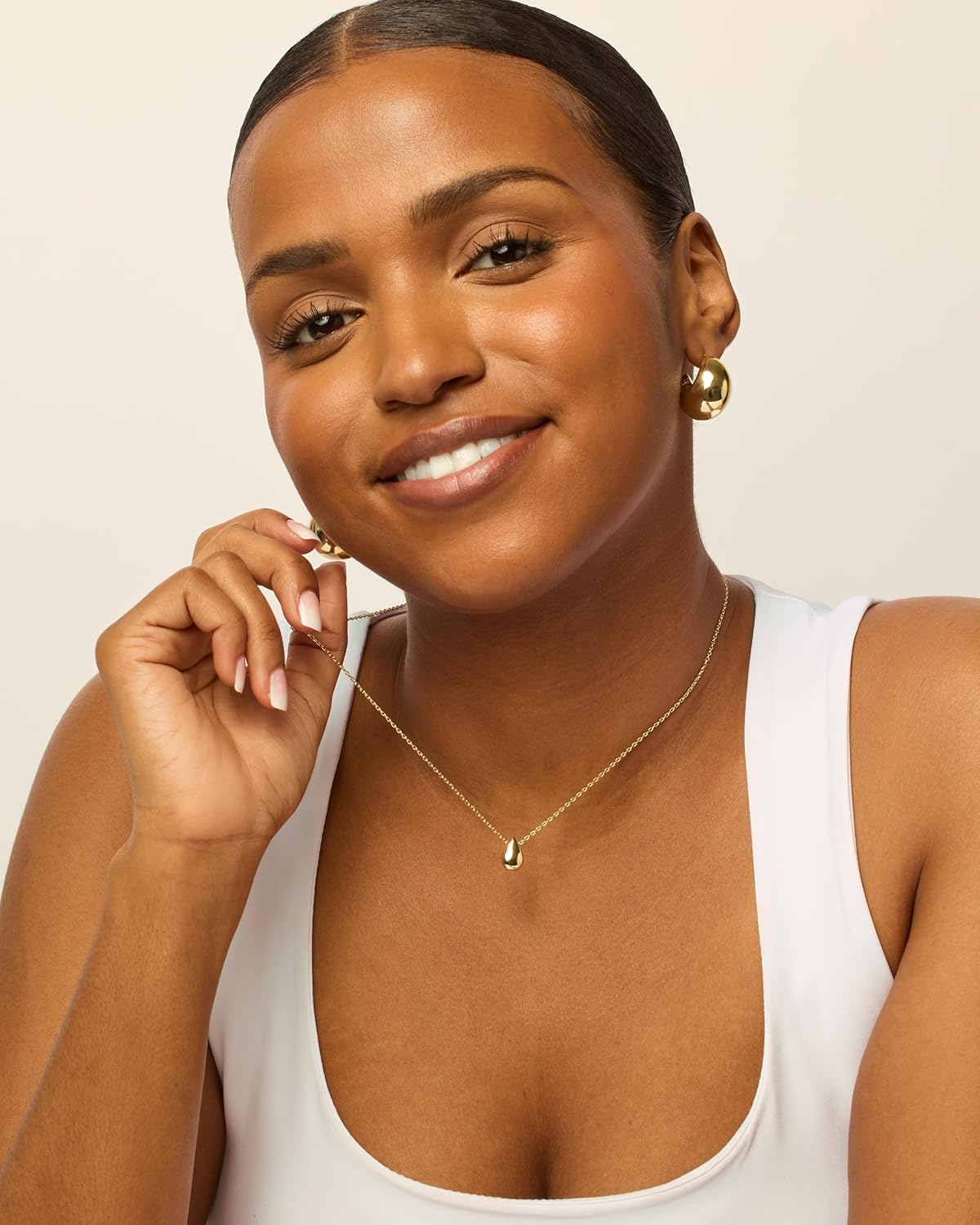 Collar Colgante Lágrima para Mujer | Baño en Oro 14K | Collar Elegante y Minimalista con Dije de Pera