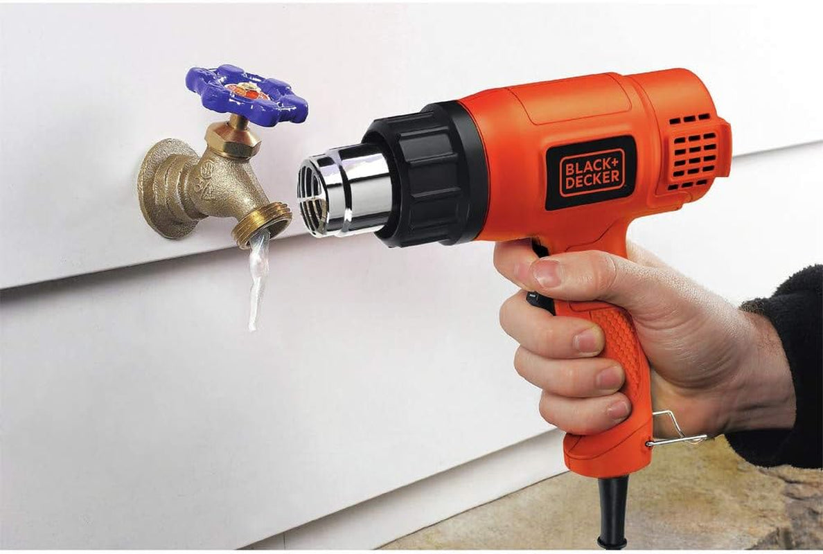 Pistola de Calor BLACK+DECKER 1350W, Doble Temperatura (750°F & 1000°F), Compacta con Soporte Integrado y Mango Lateral – Incluye Boquilla Protectora de Vidrio (HG1300)