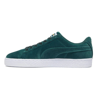 Zapatillas PUMA Basket Classic Velvet Mujer – Verde Malachite con Detalles Dorados | Sneakers Casual Inspiración Tenis